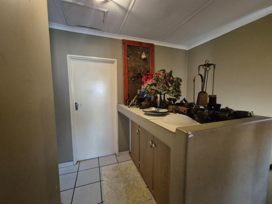 2 Bedroom Property for Sale in Vaalpark Free State